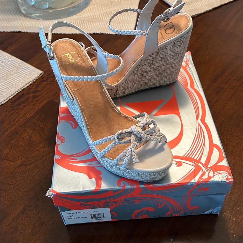 Kelsi Dagger Nude Leather Diza Platform Sandals